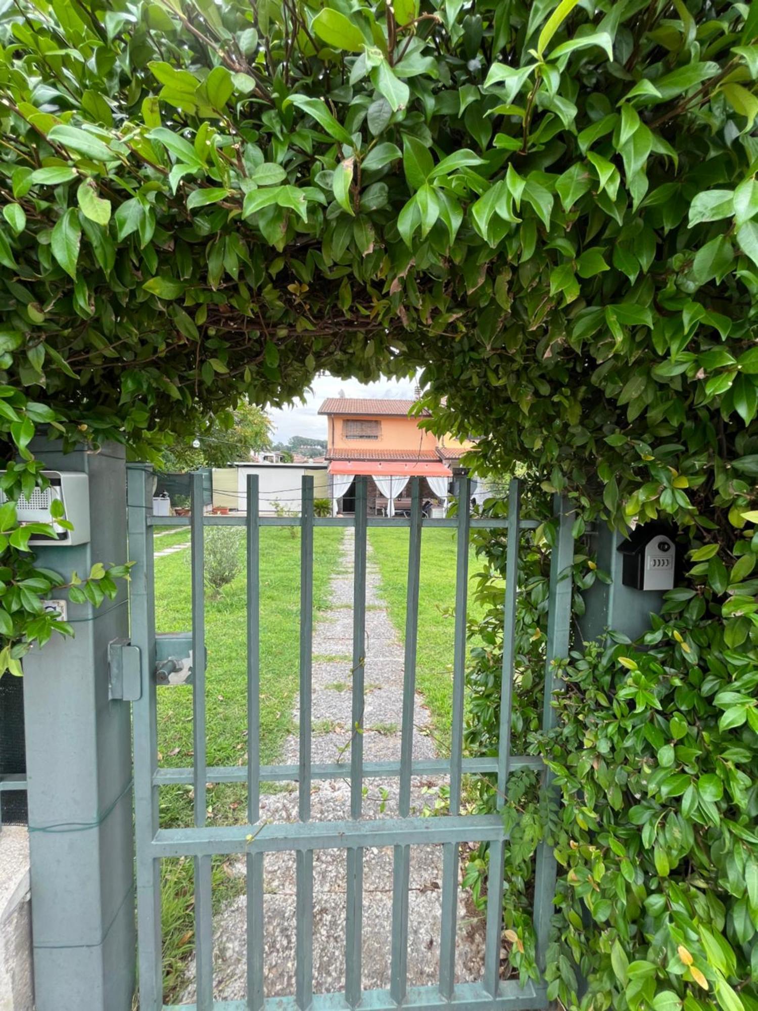 Villa Garda Art&Garden Volta Mantovana Exterior foto